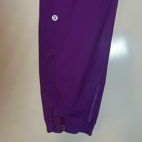 Lululemon Adapted State high-rise Joggers size 6 🏋️‍♀️🏋️‍♀️🏋️‍♀️(I) - Picture 7 of 8